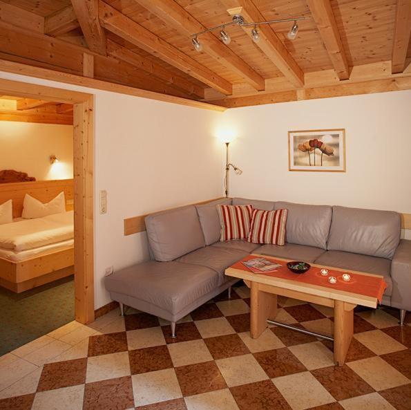 Apart Ehart St. Anton am Arlberg Rom bilde
